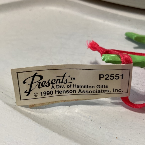 Christmas Vintage Kermit Ornament - Picture 2 of 4